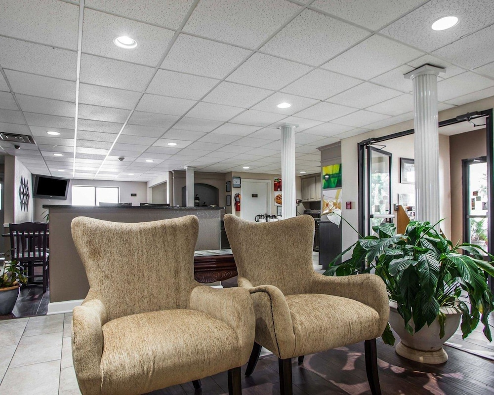 Quality Inn Florence Muscle Shoals view 2