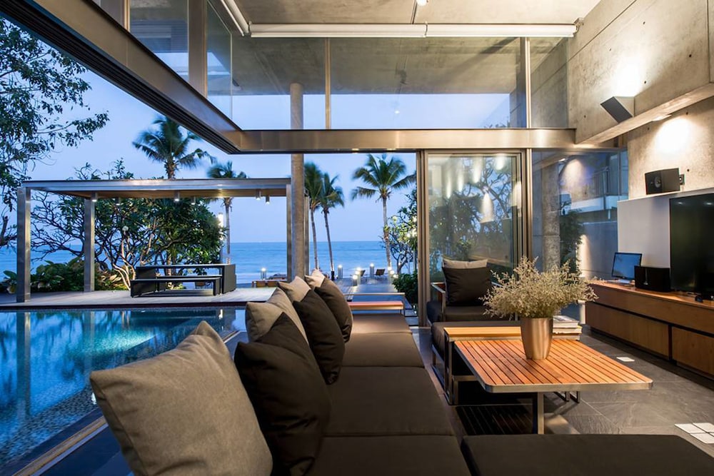 Sunsky Villa Huahin