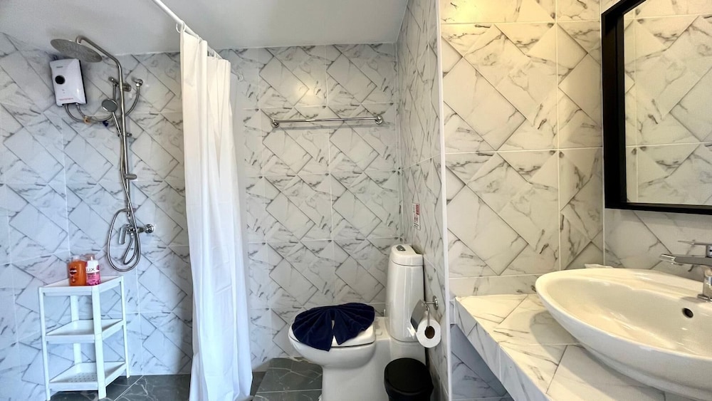 Heritage - Modern Studio Shared Pool, City Centre