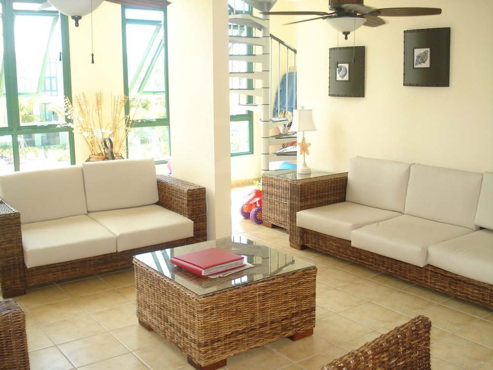 Aquatika Paraiso Tropical - Property Image 11