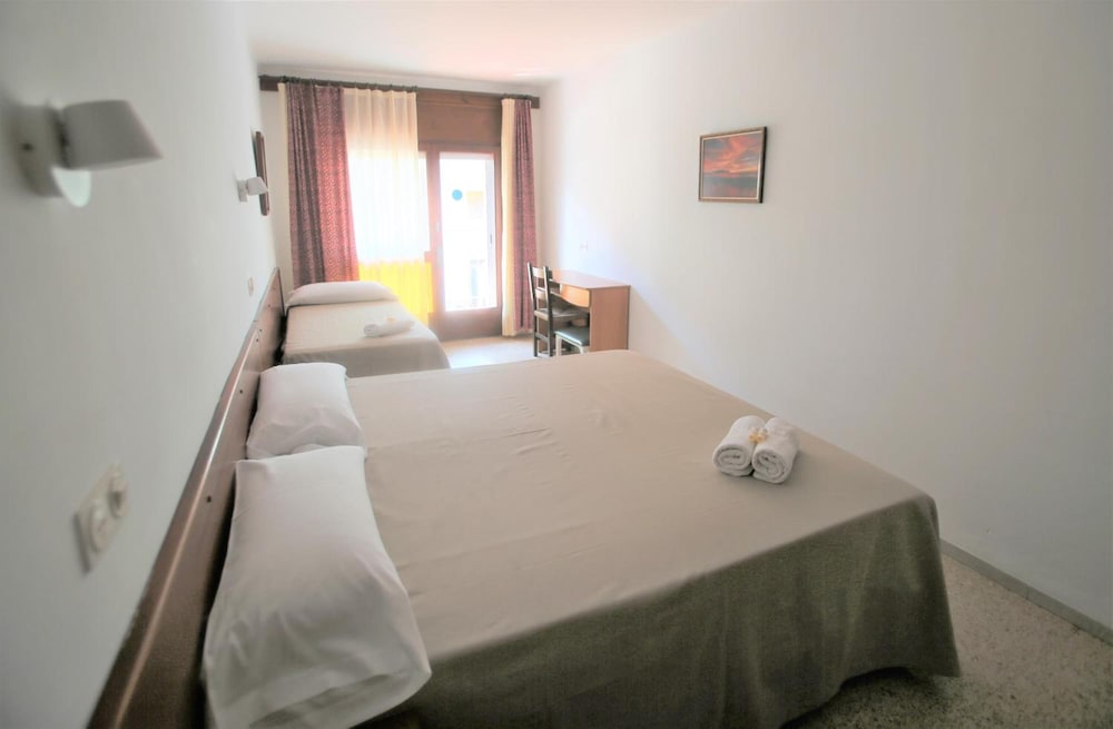 Hostel Costa Brava