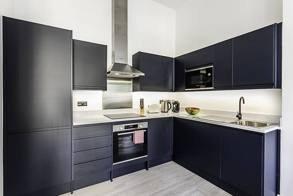 Elegant 3 bed Apartment in Earls Court