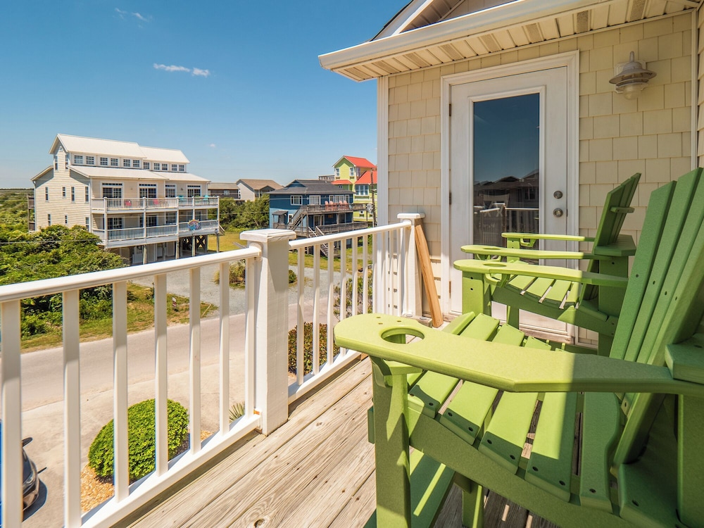 10,000 Reasons by Topsail Realty