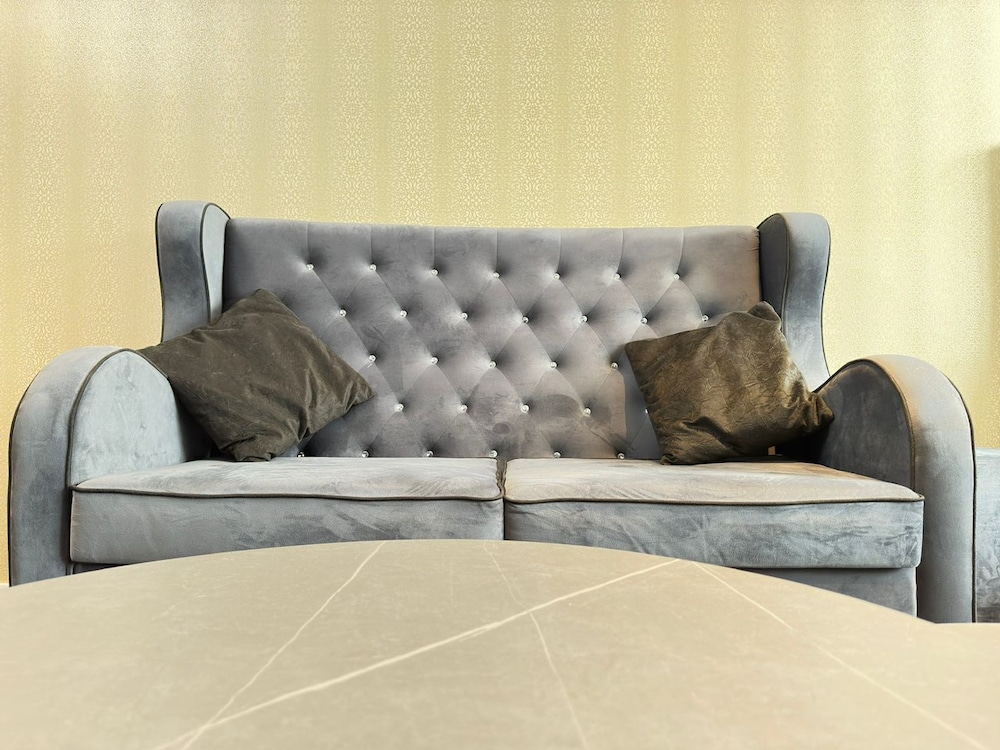 Scarletz Suites KLCC by Purple Orchid
