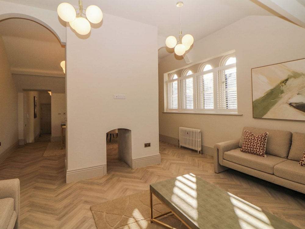 Castleton Suite