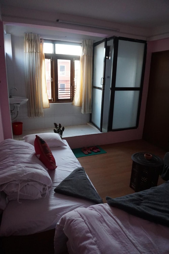Friend's Guest  House