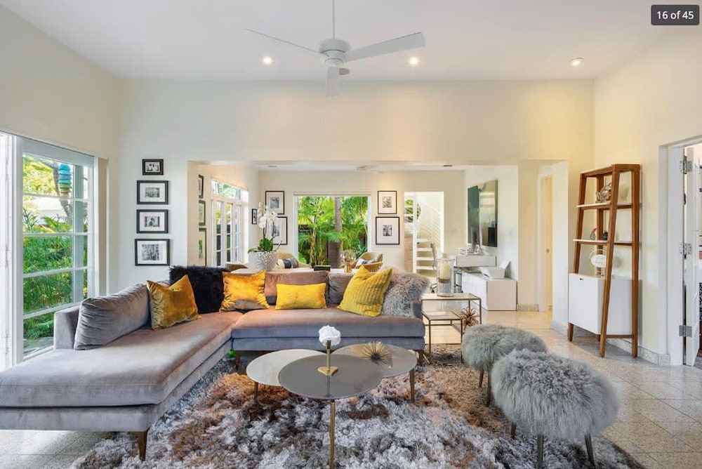 Hidden Oasis Gorgeous Home w Pvt Pool view 3