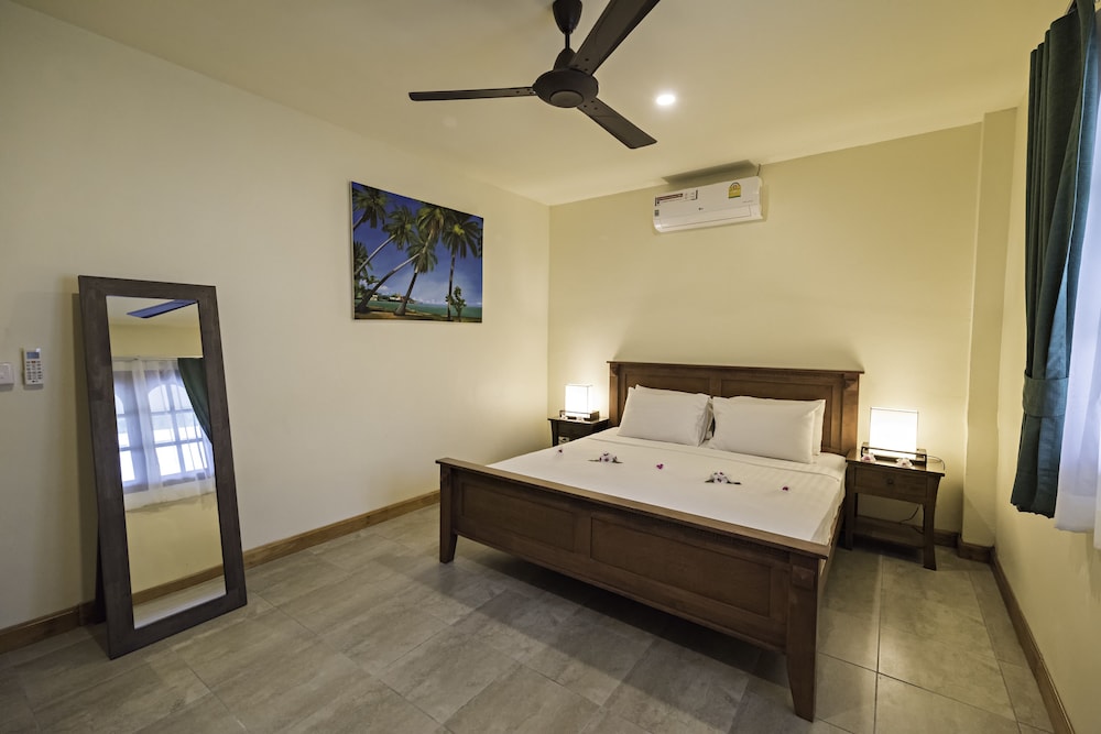 Idyllic Samui Beach Villa Resort