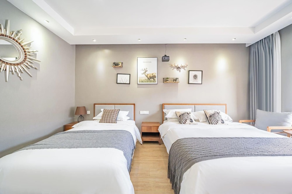 Yinshu Lunas Vila Courtyard Garden Resort Hotel (Shanghai International Tourism Resort Branch)