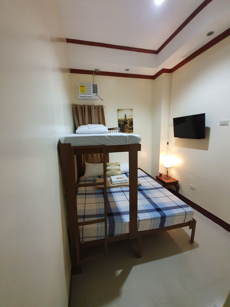 Grants Building Traveller's Lodge view 3