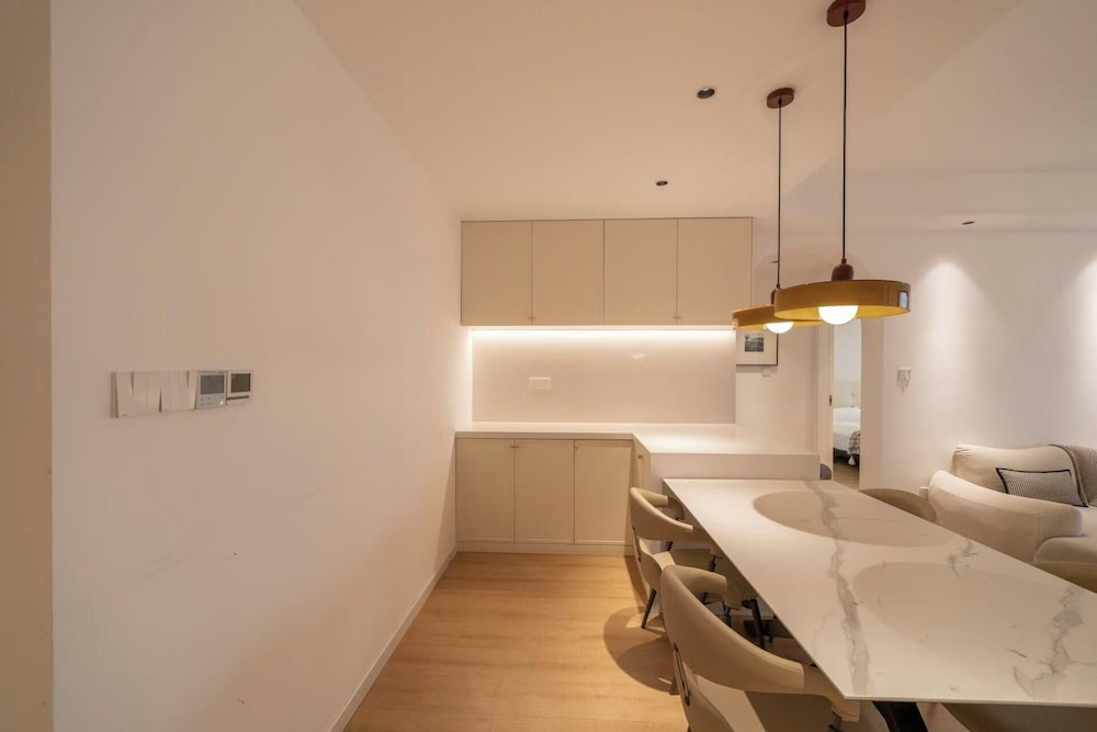 Book and Bed - Xujiahui