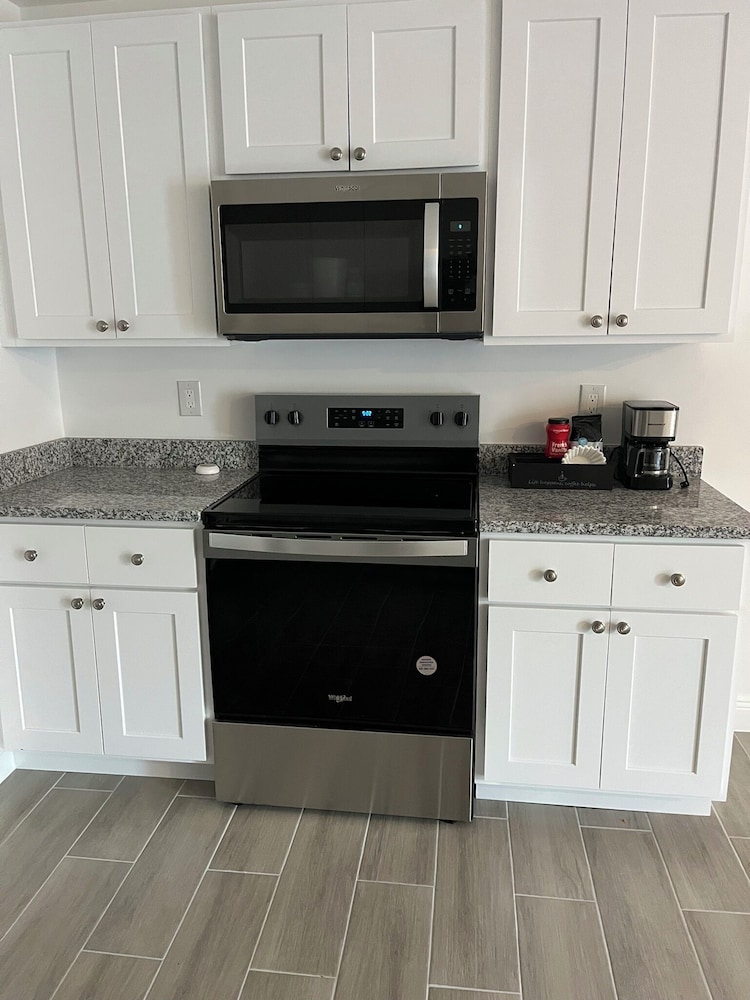 Cozy Fort Myers Extended Stay