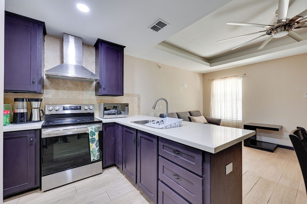 1 Mi to Dtwn Mcallen: Convenient Home Near Parks