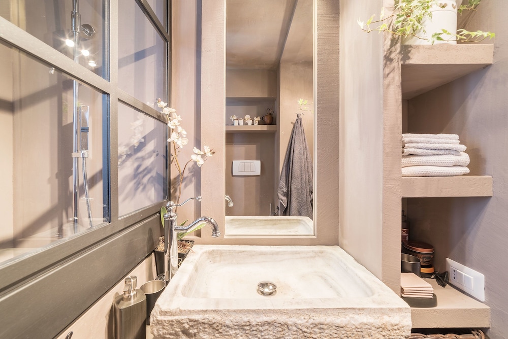Navona Luxury & Charming Apartment
