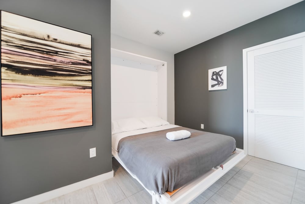 Luxury Condo with Den at Design District