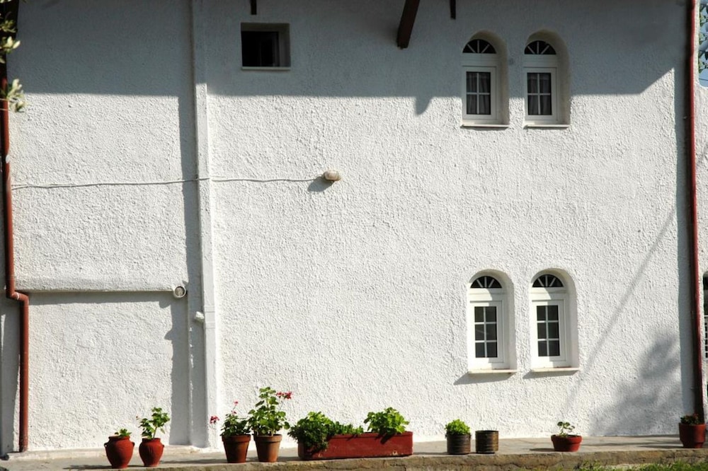 Xanthos Rooms