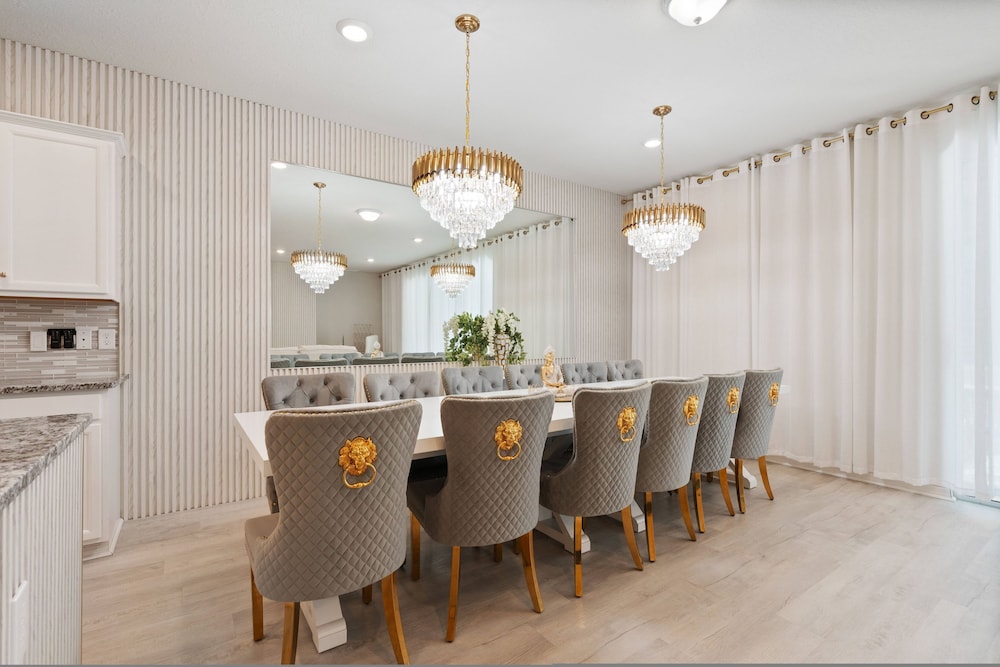 Brand NEW Luxury 10bedrooms At Windsor Island