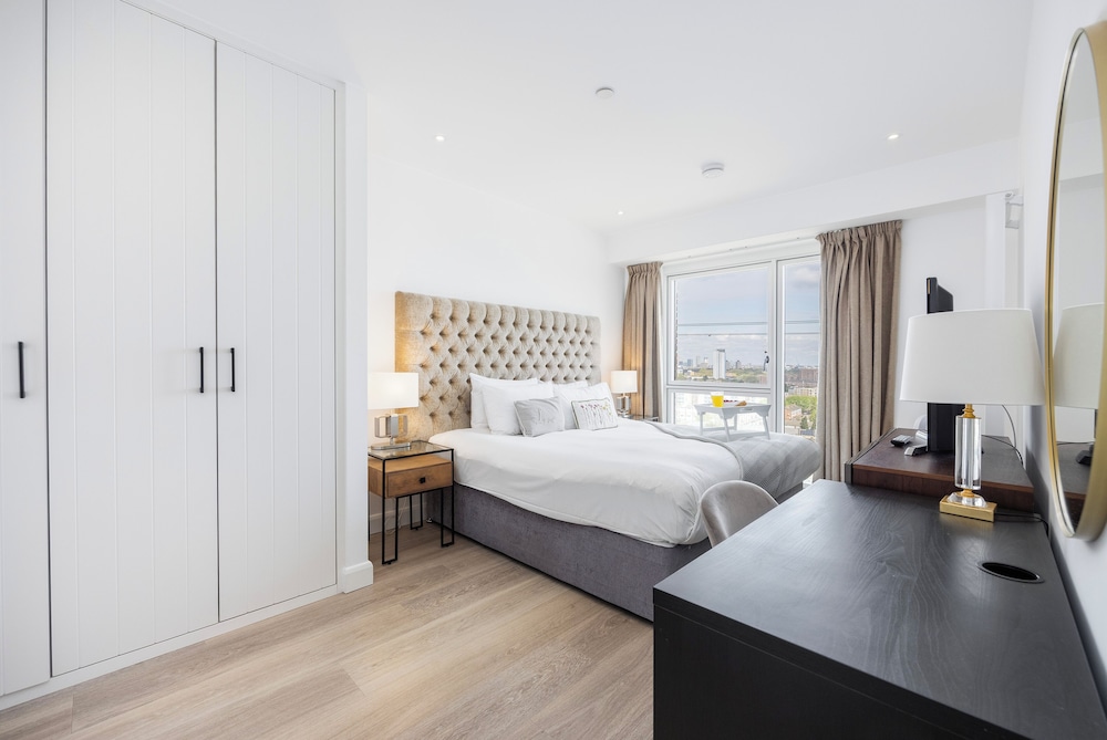 ExCel Pad 3 Bed and 3 Bath Apartment