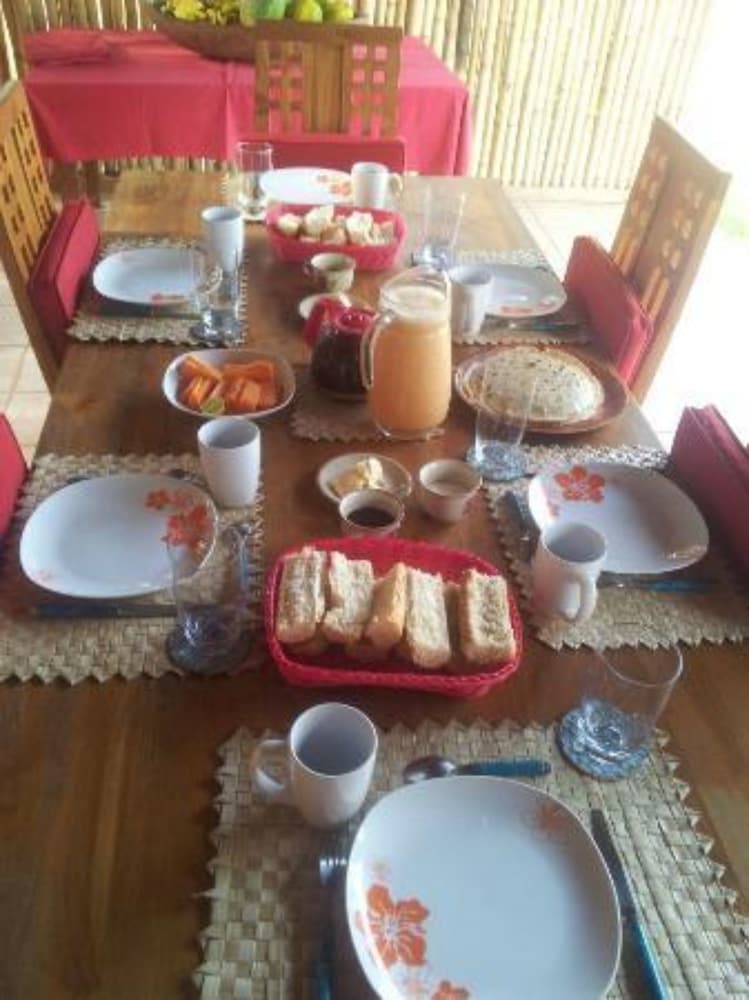 Pension La Perruche Rouge