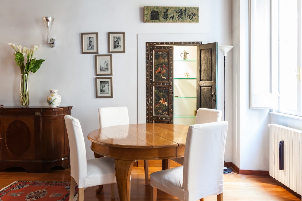 Luxury Trevi Apartment