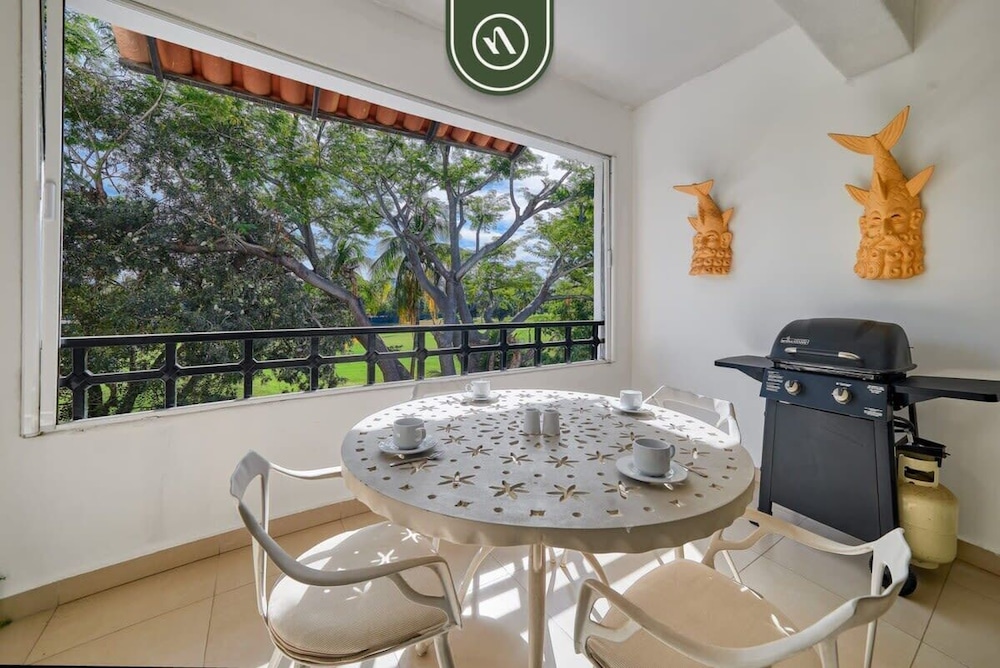 Amazing 2BR Condo in Nuevo Vallarta - Pool - King
