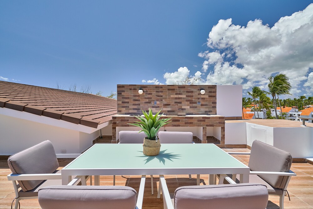 Costa Atlantica Beach Condos
