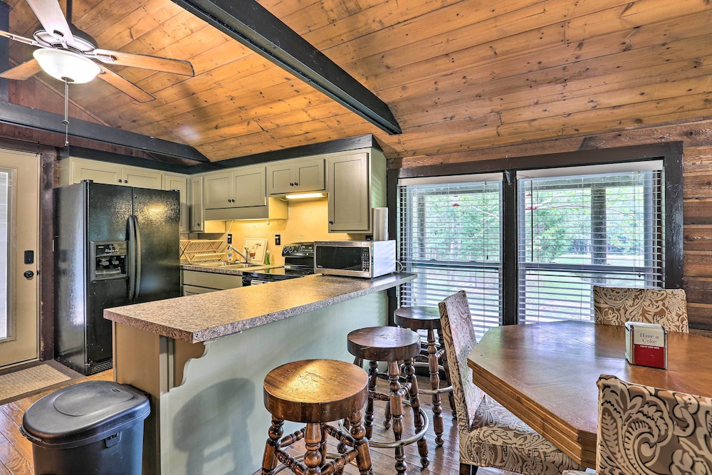 1950's Serenity Pond Cabin w/ View: Peace & Quiet! view 2