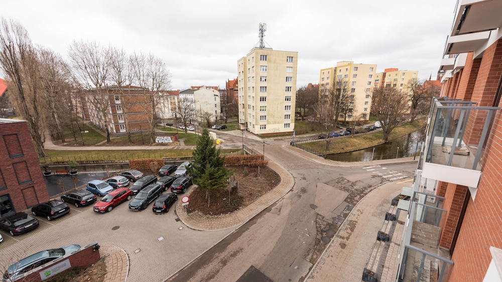 Flatbook City Center Apartments Aura 40 view 3