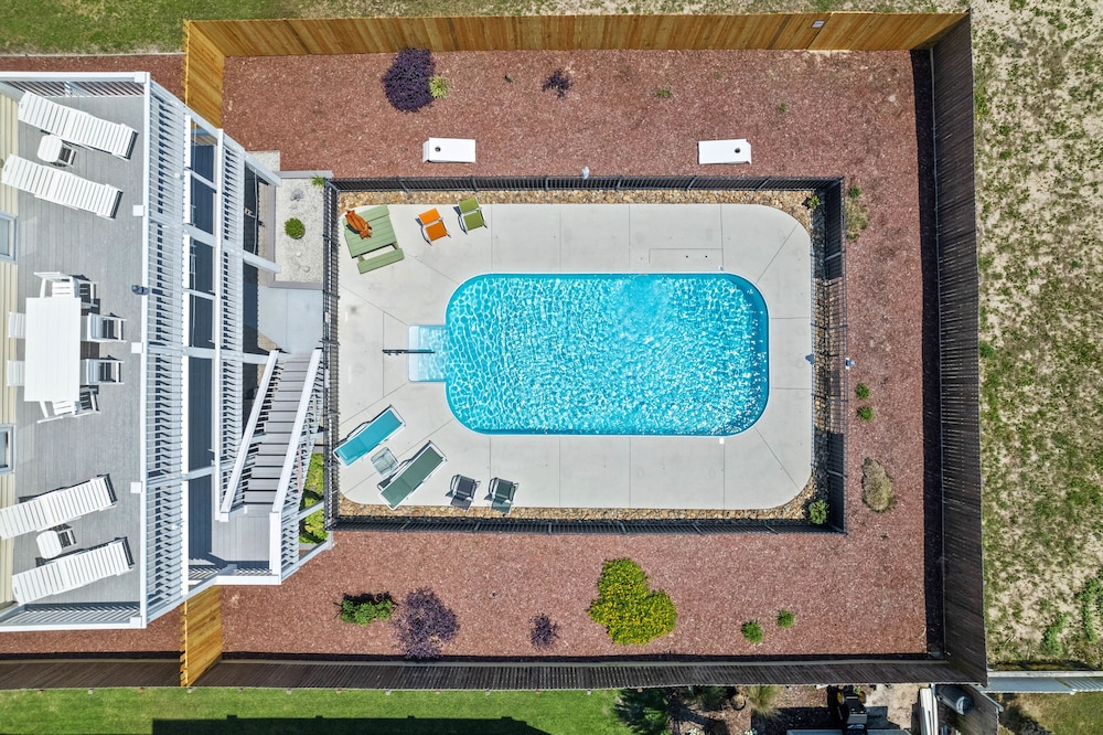 Ocean Oasis
