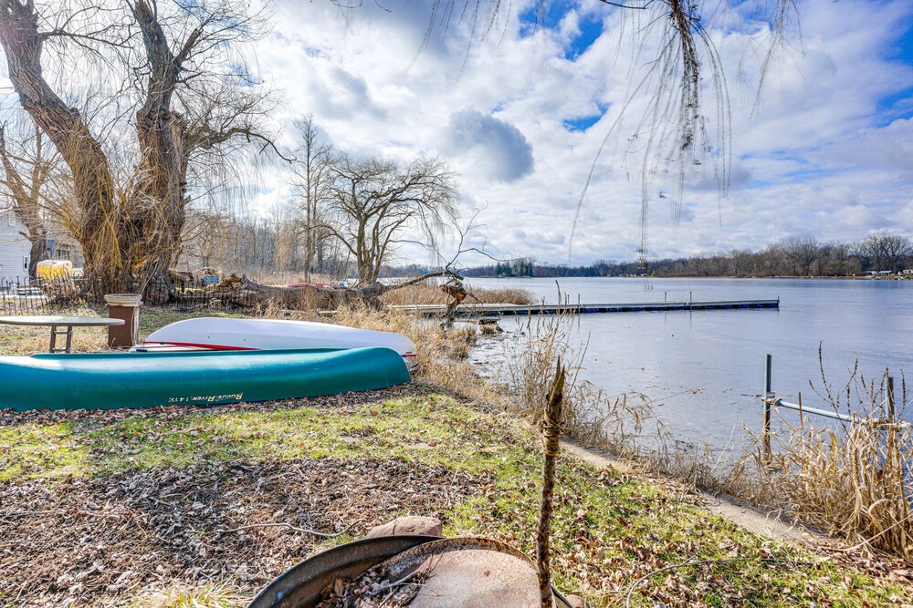 Coldwater Vacations - Waterfront Cottage w/ Dock on Dragon Lake! - Property Image 13