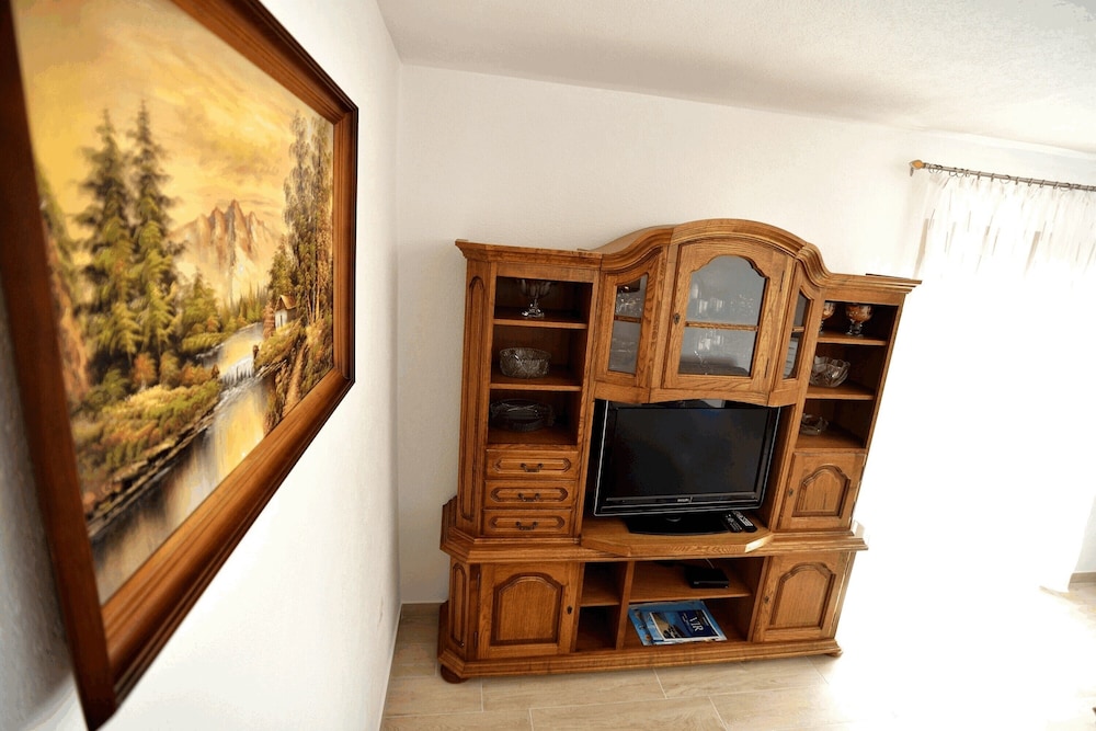 Apartment Rosulje view 5