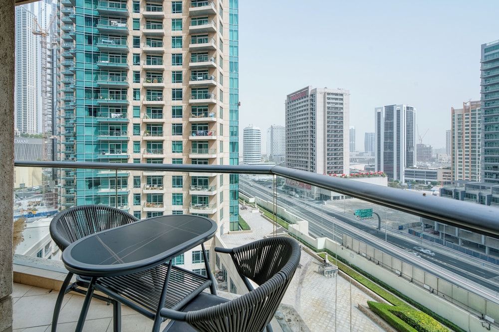 PVH - Inviting 1BR - Burj Views