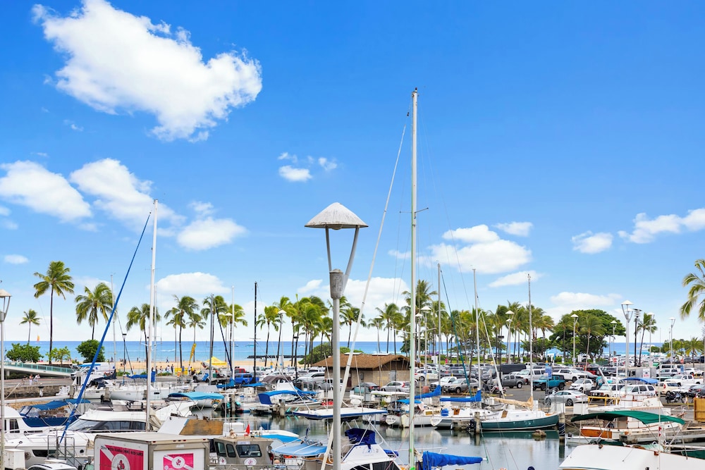 Ilikai Marina 1Bedroom