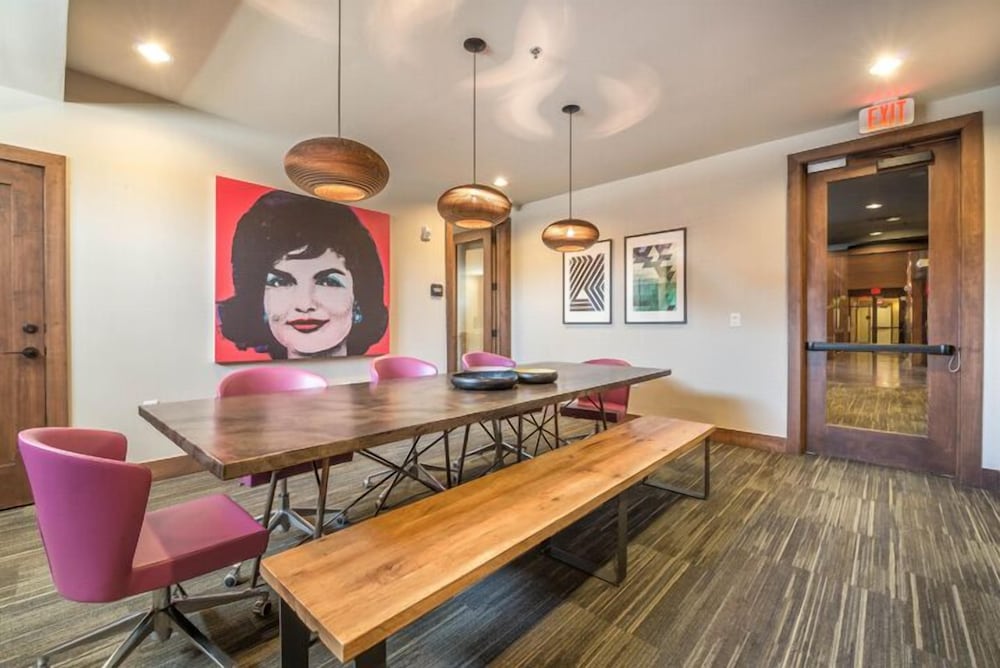 meeting & event spaces