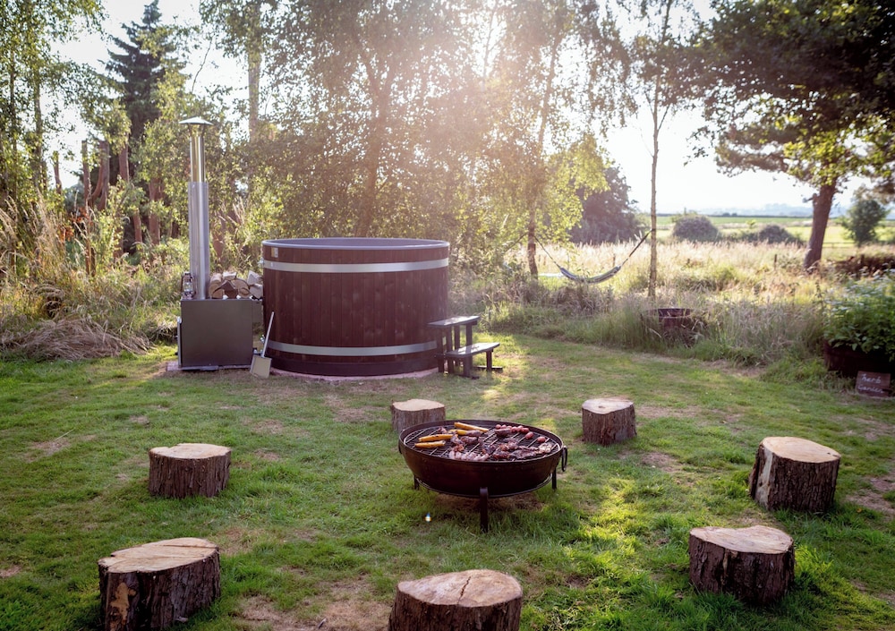 Tranquil Luxury Glamping Escape in Ross-on-wye 8