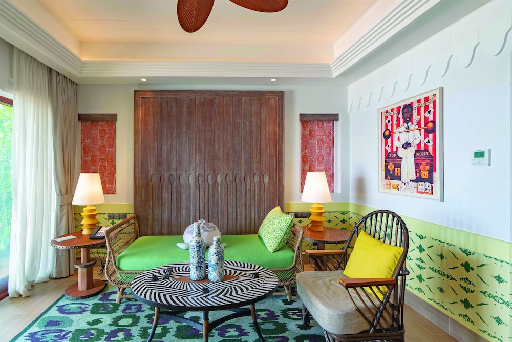 SAii Lagoon Maldives, Curio Collection By Hilton 14