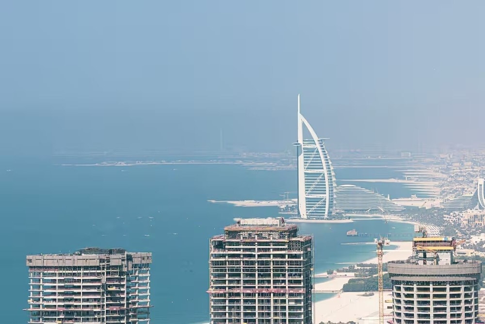 Princess Tower - Spectacular Sky Views