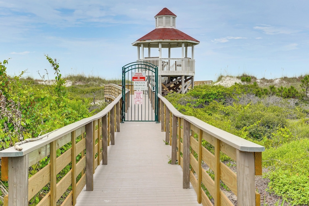 Cape San Blas Gem w/ Sunrise + Sunset Views
