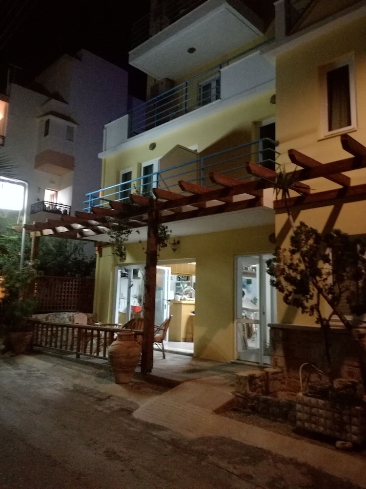 Olympic Star Apartments