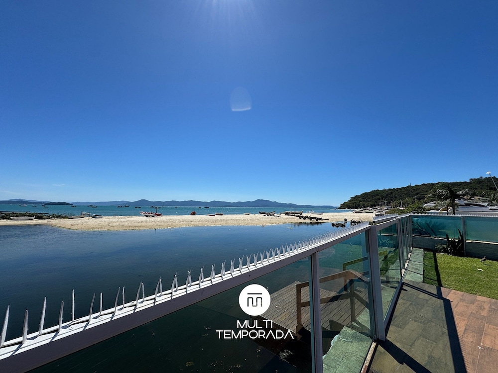 Dream House Frente Mar - Ponta das Canas