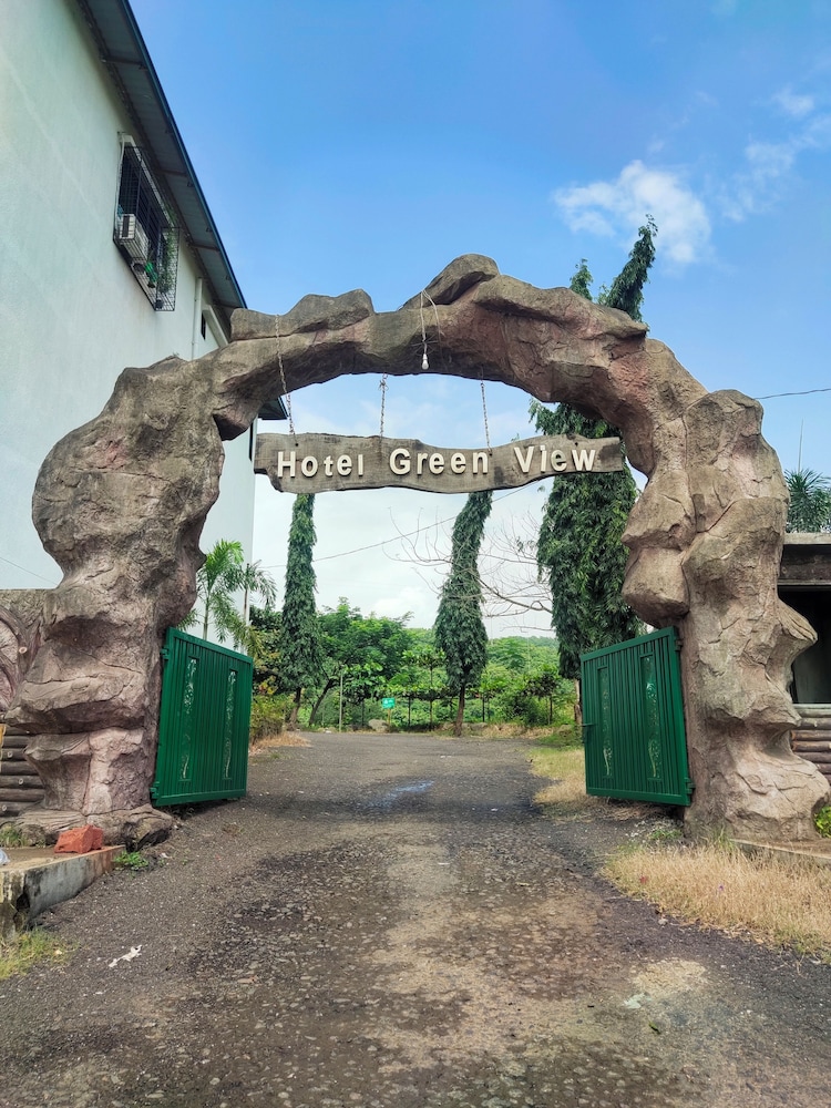 Green View Resort