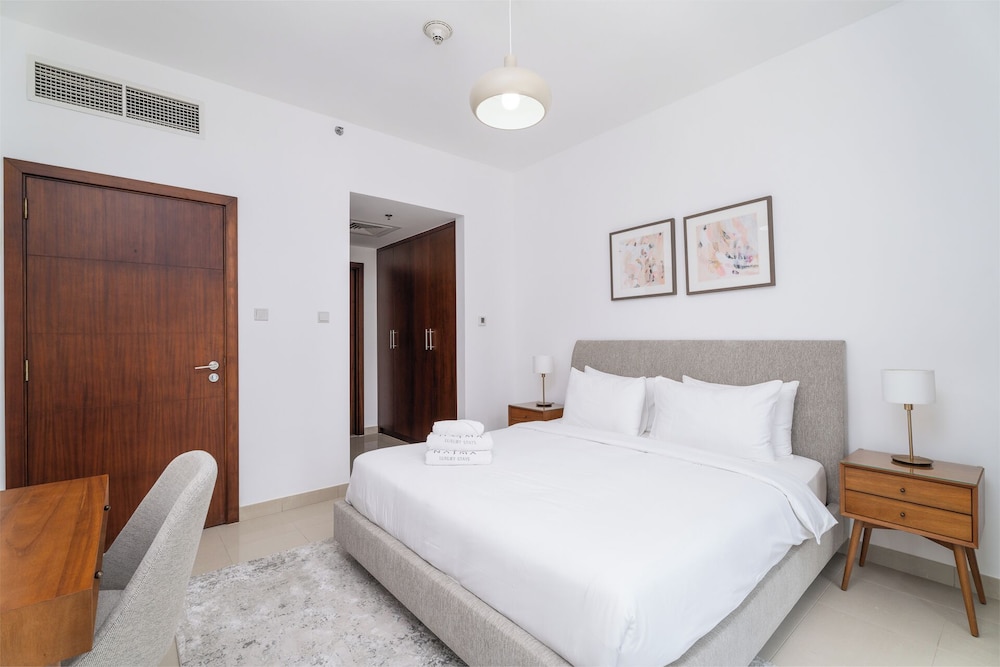 Nasma Luxury Stays - Standpoint Tower A