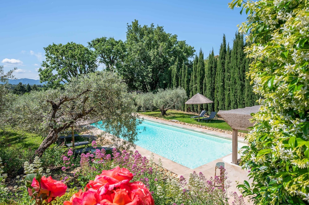 Le Mas Ela a Your Family Haven With Private Pool