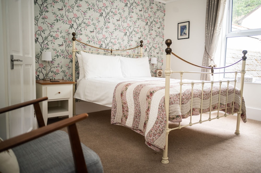 Lynton Vacations - Southcliffe Bed  Breakfast - Property Image 45