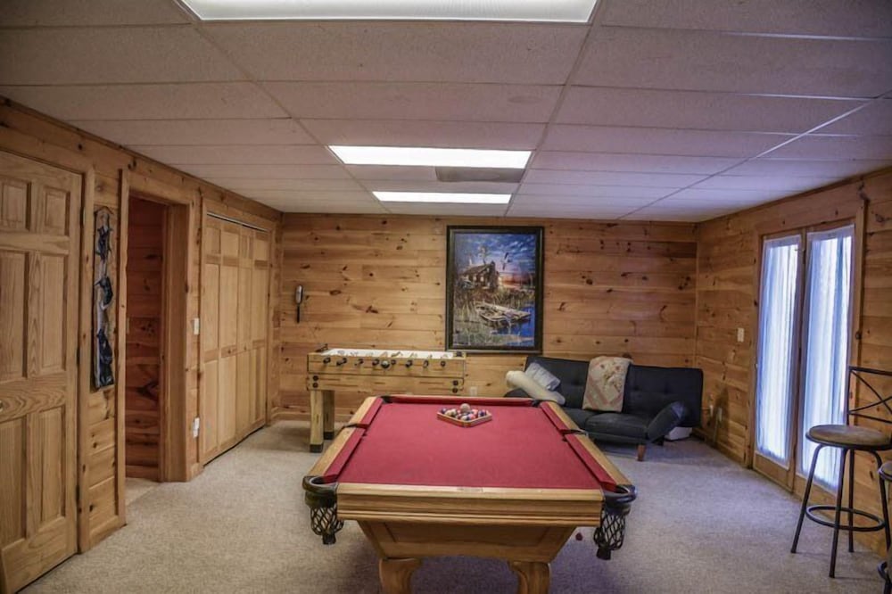 His Place view 4