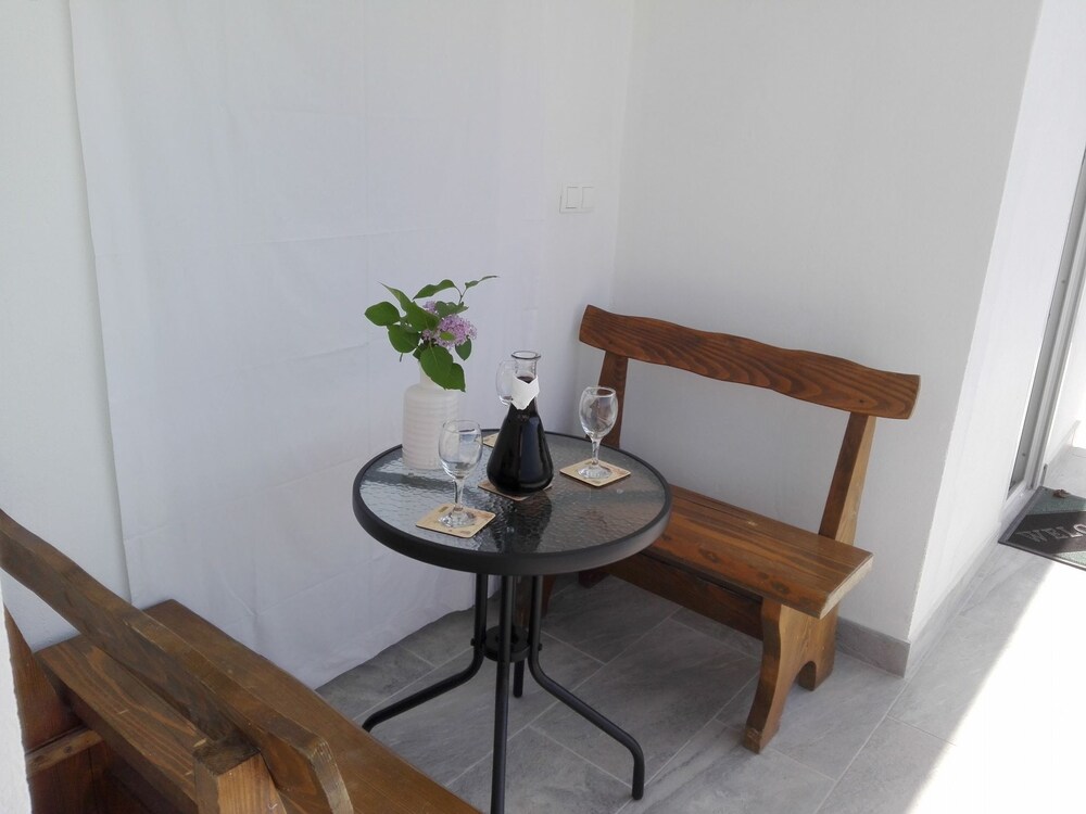 Markas - pet Friendly - A3 - Bella Vista 3 view 4