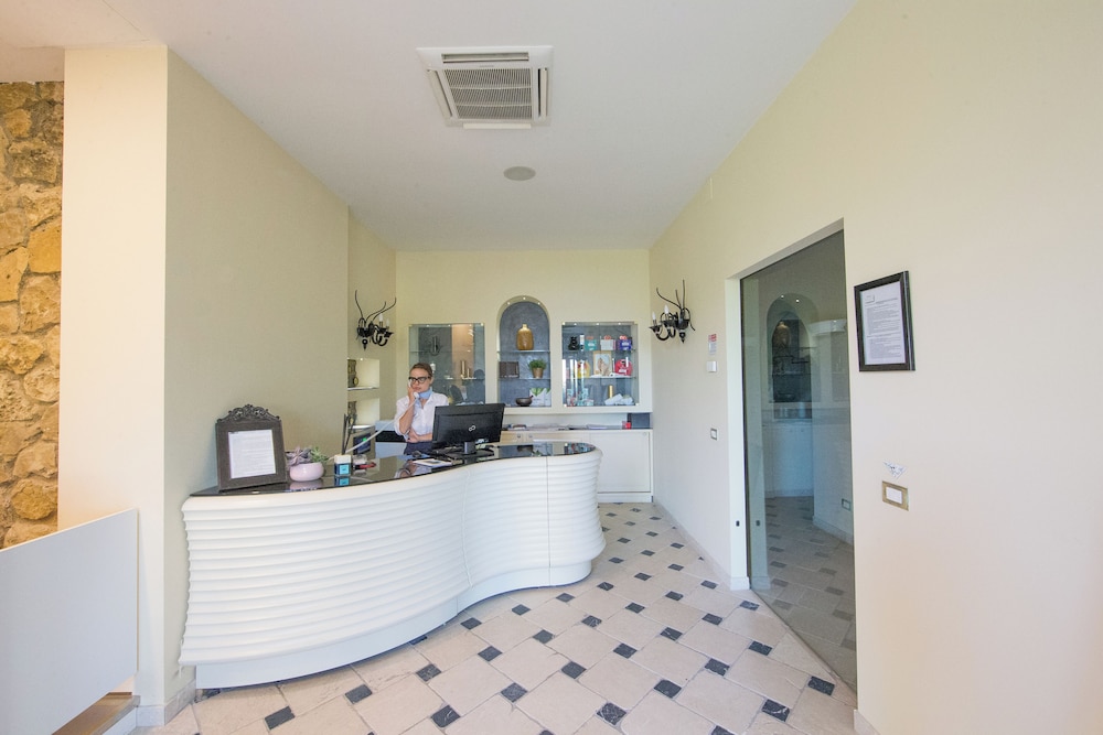 Riparbella Country Suite