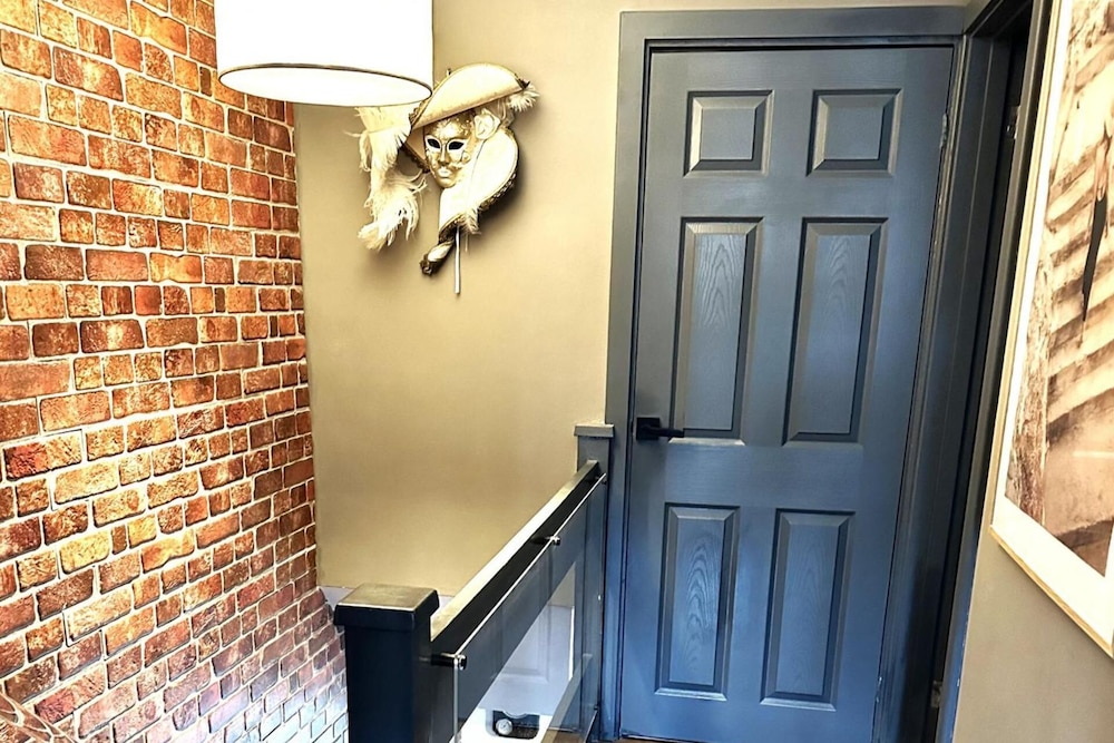 Leamington Spa-3 Bed-garden-pets-parking