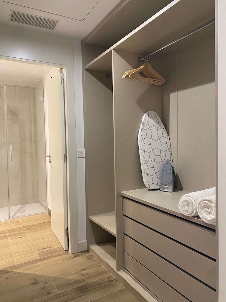 w Modern 2BR With Terrace in Chueca