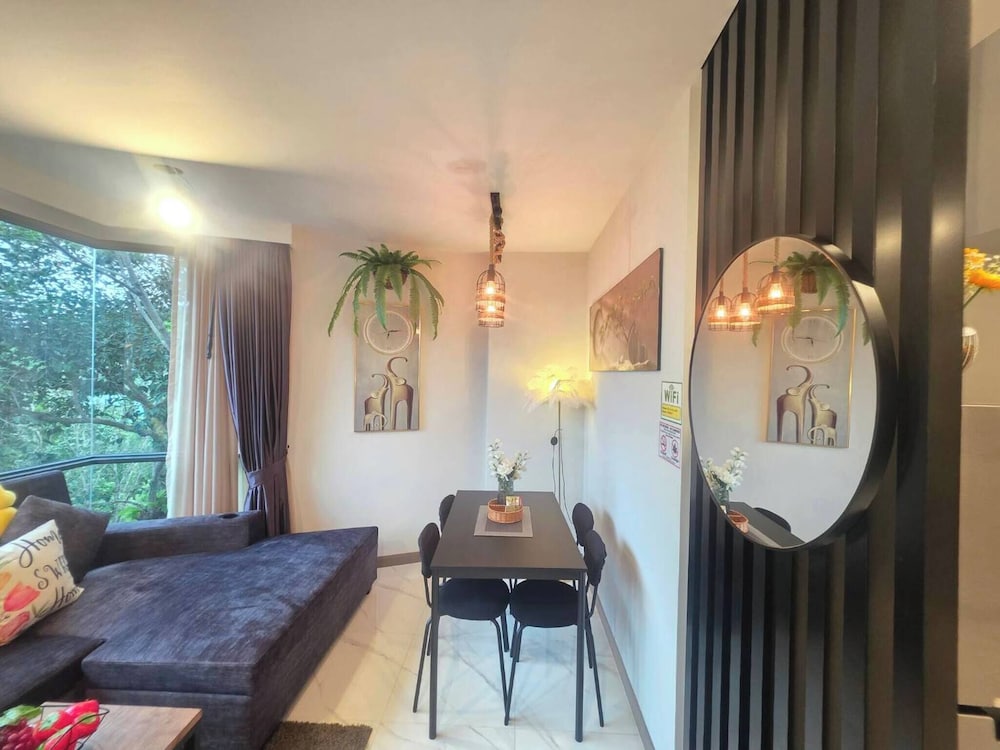 Room-a305 - 1 Bdr Condo With Sea View, A